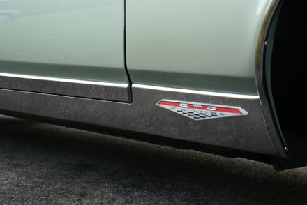 GTO rocker trim polished and installed on 1967 GTO