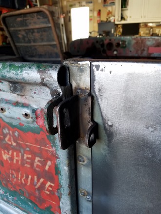 Willys Jeep tail gate chain bracket